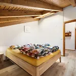 Duplex Cosy Aux Bains De 赛永