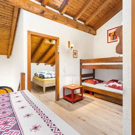 Duplex Cosy Aux Bains De Apartman